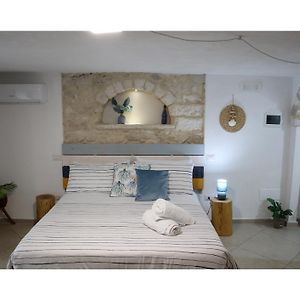 Camera grande con letto king size